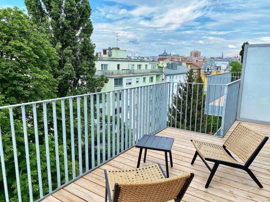 Rooftop Apartment With Terrace & Ac - Self Check-In Vienna Exterior photo